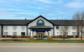Days Inn By Wyndham Whitecourt